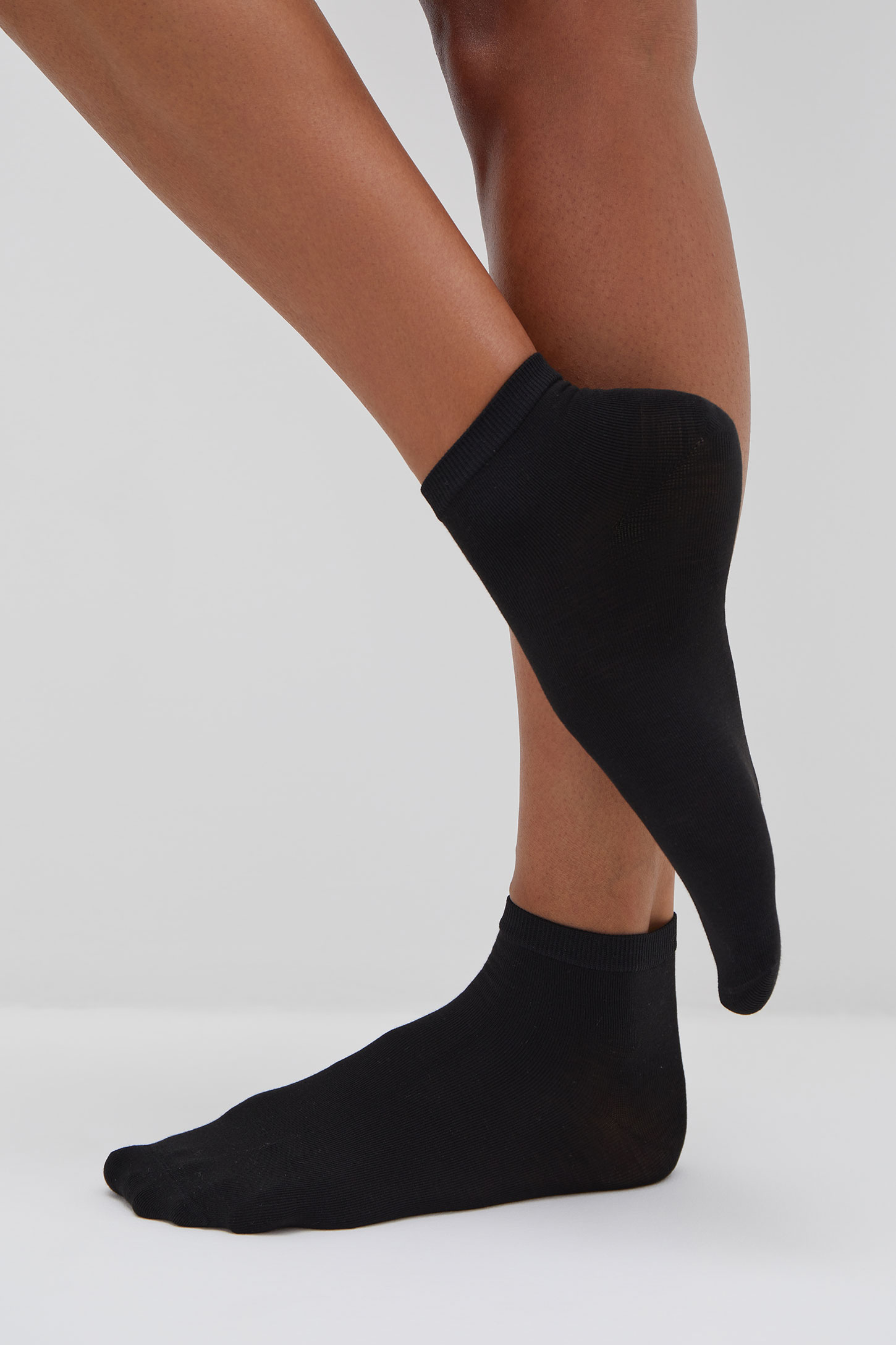 

Носки из модала средней длины черный